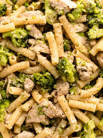 A full frame of chicken broccoli and ziti.
