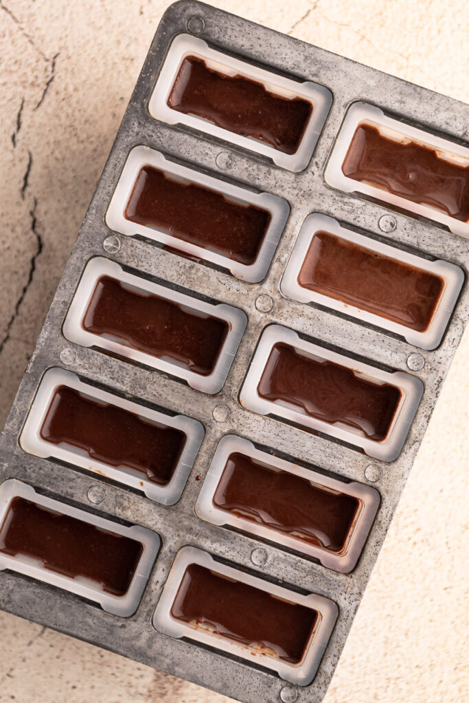 Fudgesicles in the mold.