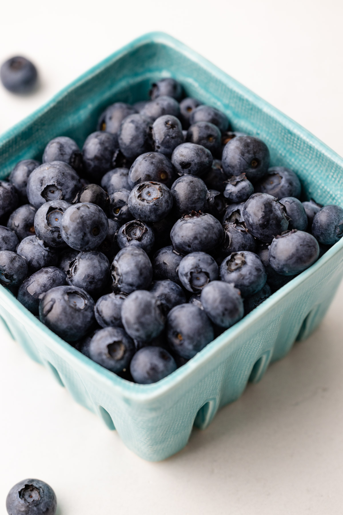 A pint of blueberries.