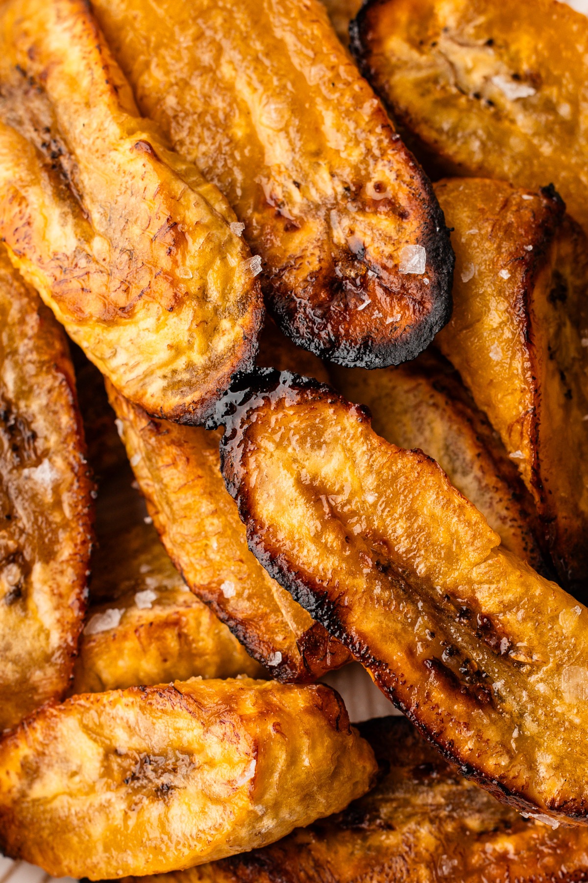 Cooked air fryer plantains with a sprinkle of salt.