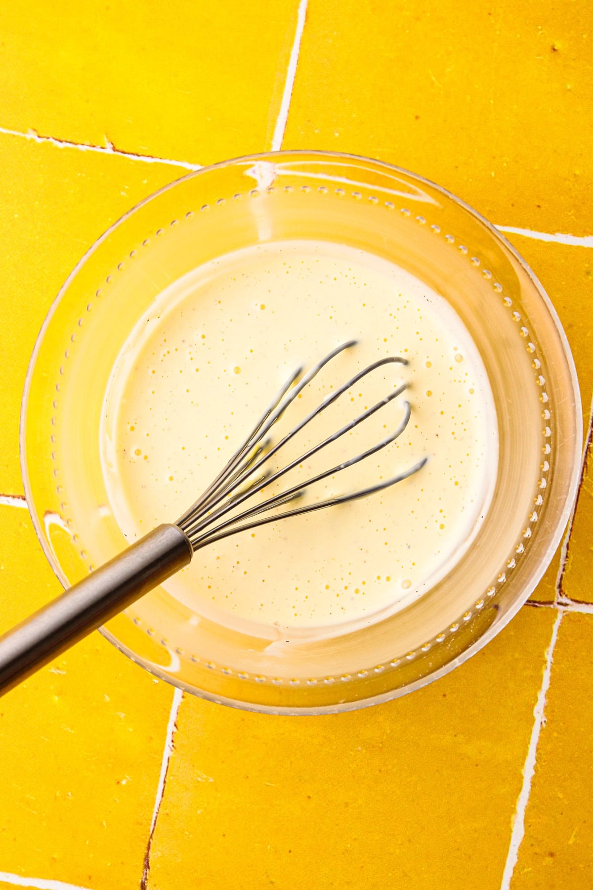Creamy mayo dressing for a creamy tomato salad.